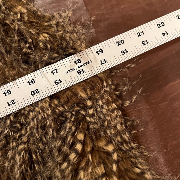 Geneology Fashion DNA Women’s Faux Fur Vest - Size Small - Picture 7 of 8